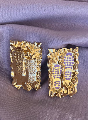 FOOTSTEPS Earrings I Lilac Enamel I Gold Plated