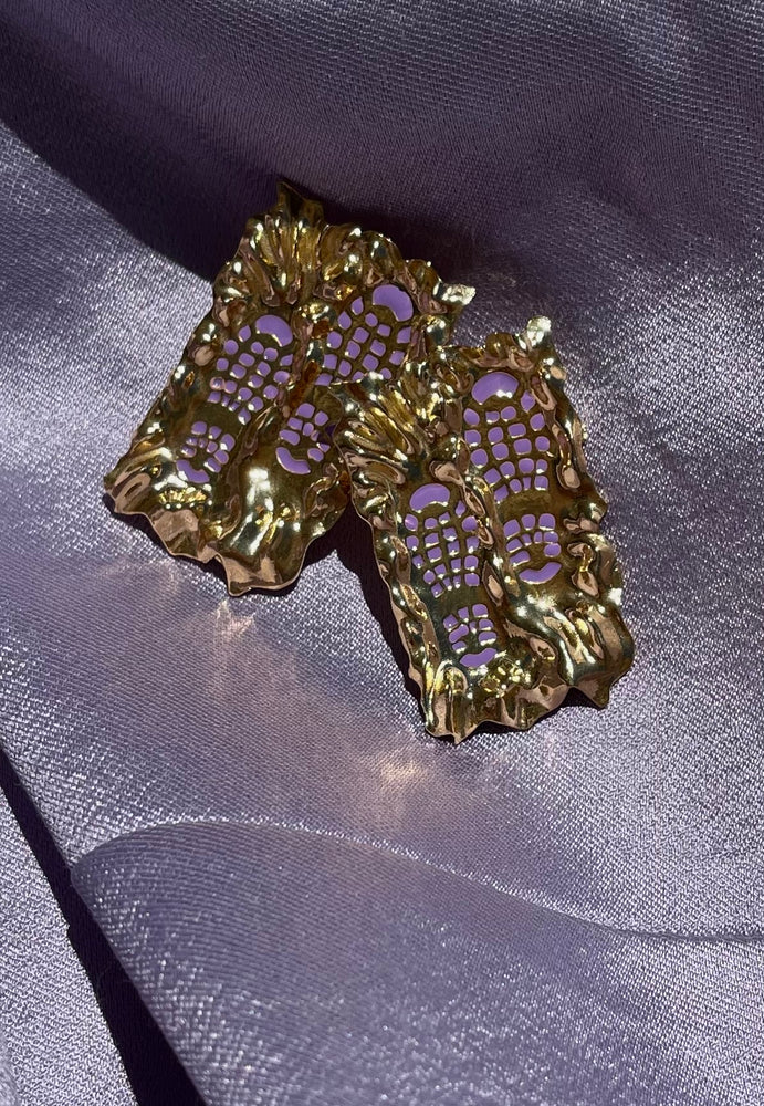 FOOTSTEPS Earrings I Lilac Enamel I Gold Plated